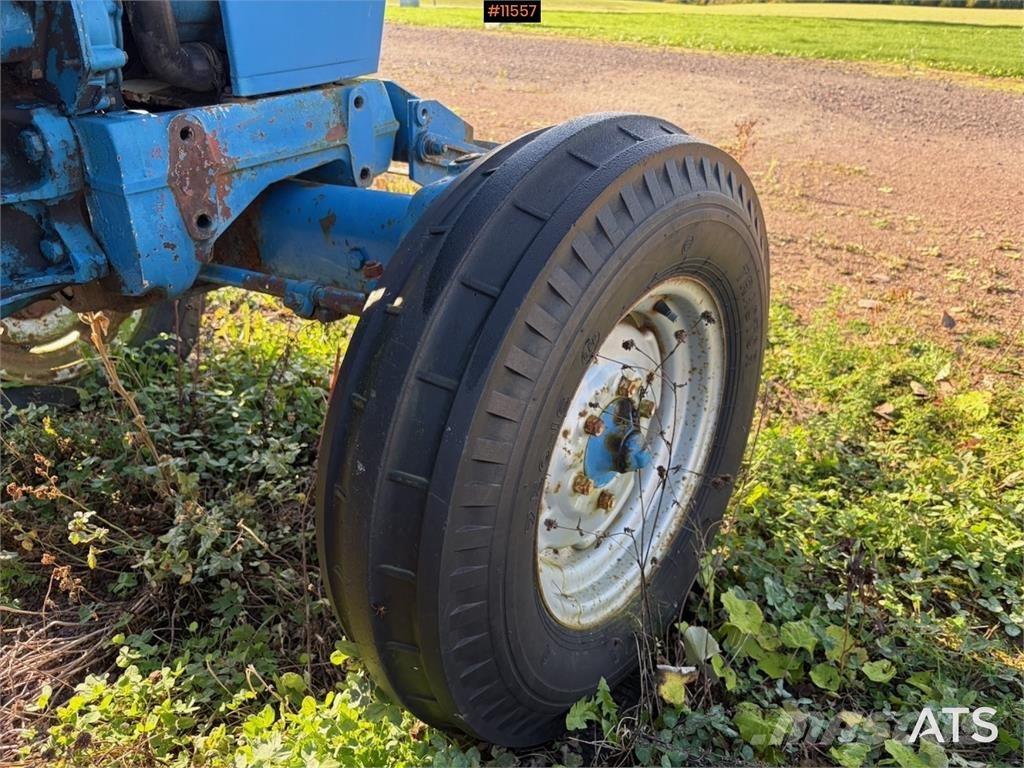 Ford 4000 Traktorji