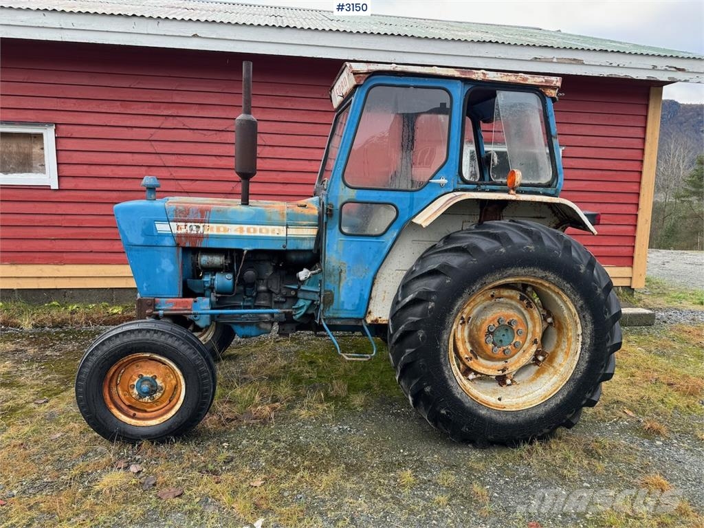 Ford 4000 الجرارات