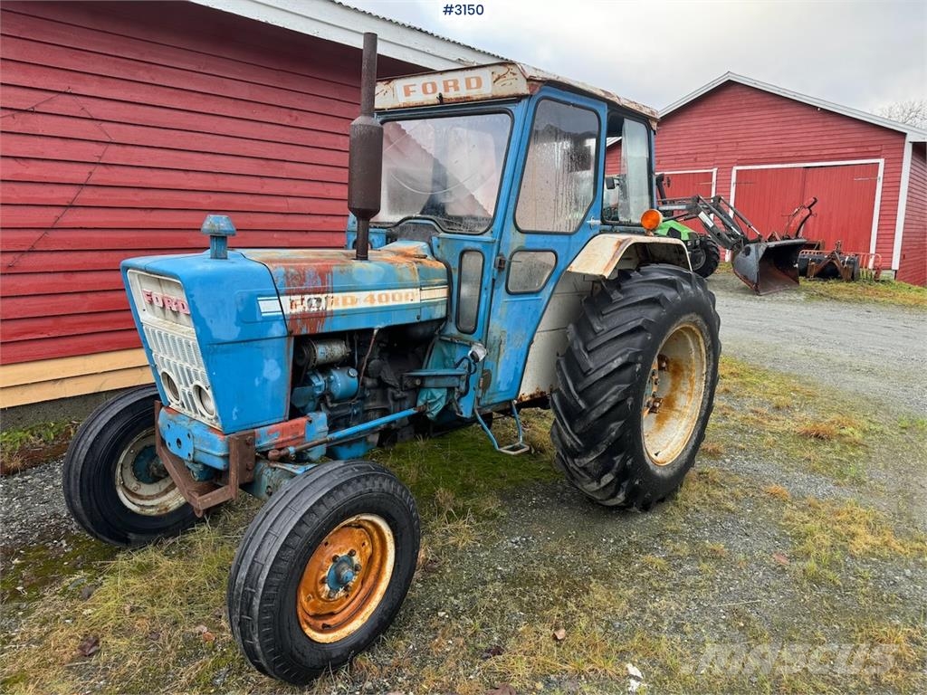 Ford 4000 الجرارات
