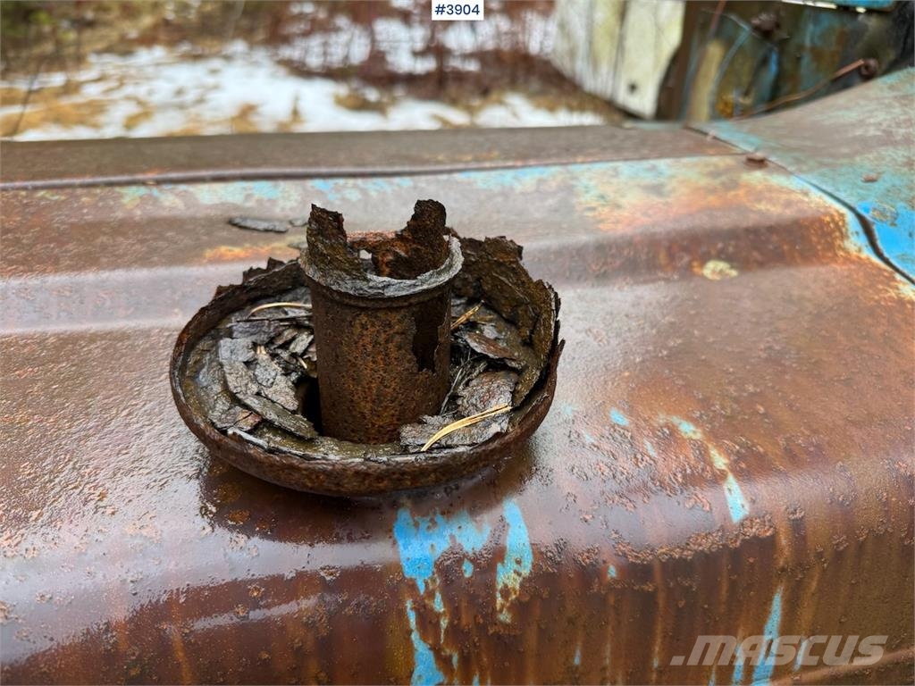 Ford 4000 الجرارات