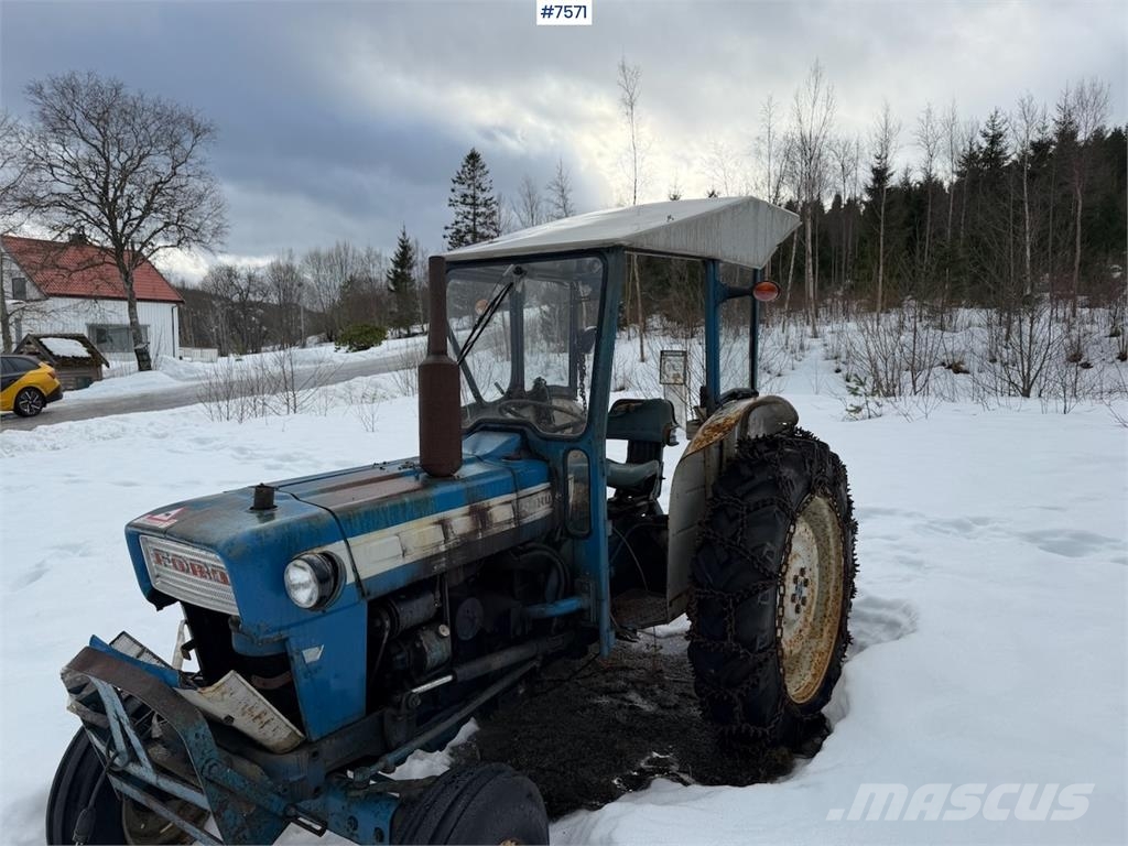 Ford 4000 الجرارات