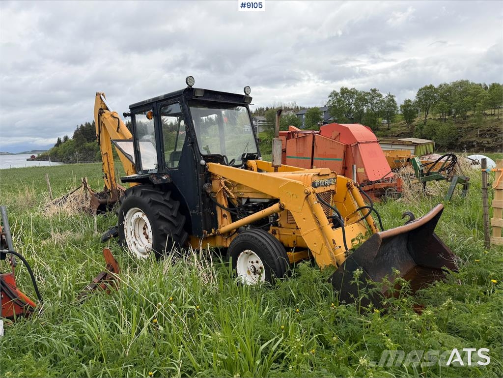 Ford 4220 Traktorgraver Tractors