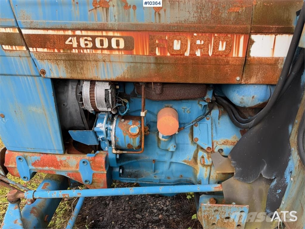 Ford 4600 Tractors