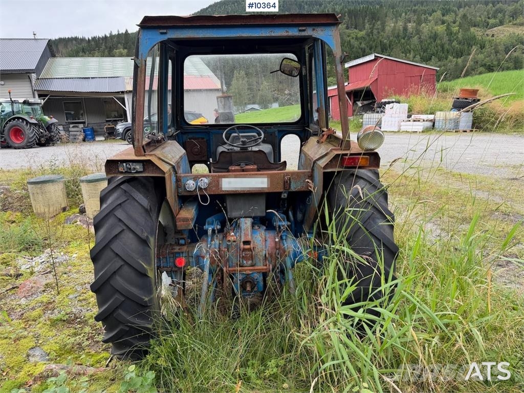 Ford 4600 Tractors