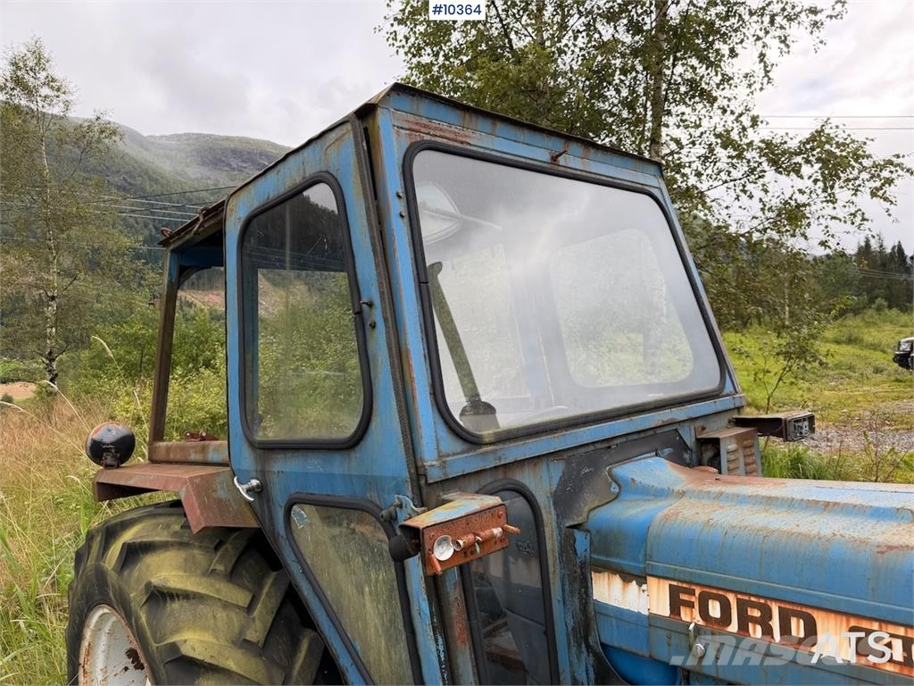 Ford 4600 Tractors