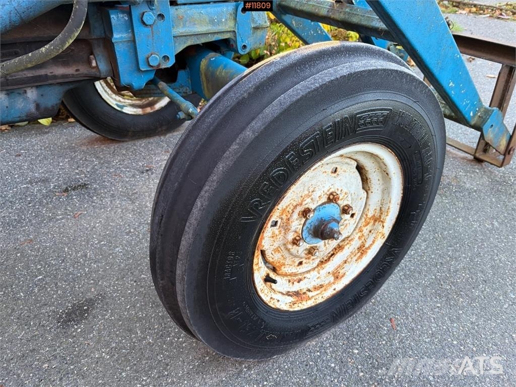 Ford 4600 الجرارات