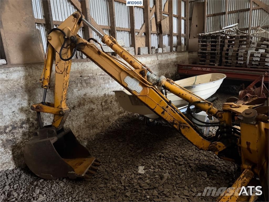 Ford 4600 m/ Hymas graveaggregat Traktorer