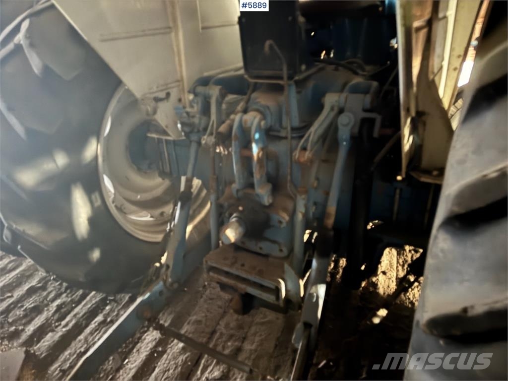 Ford 5000 الجرارات