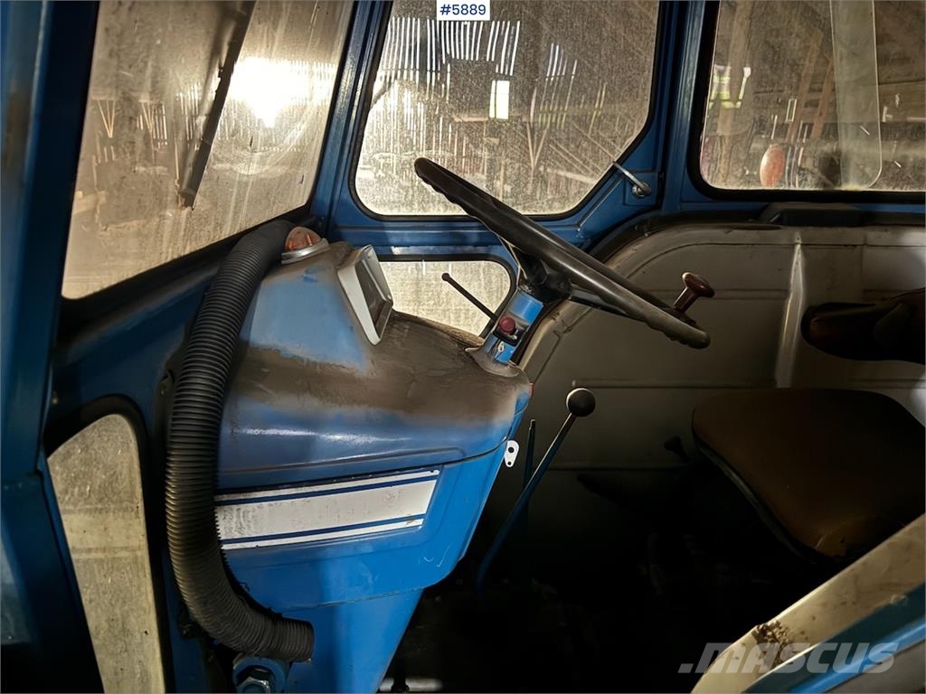 Ford 5000 الجرارات