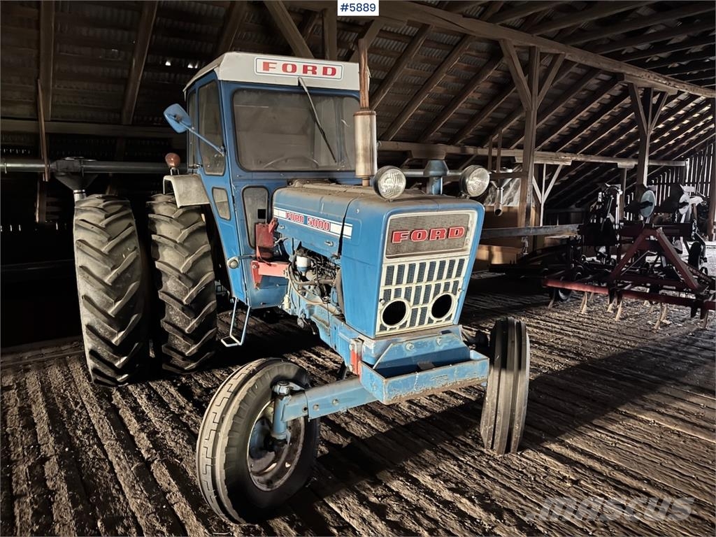 Ford 5000 الجرارات