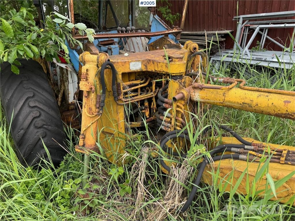 Ford 5000 m/Hymas 4 graver Tractors