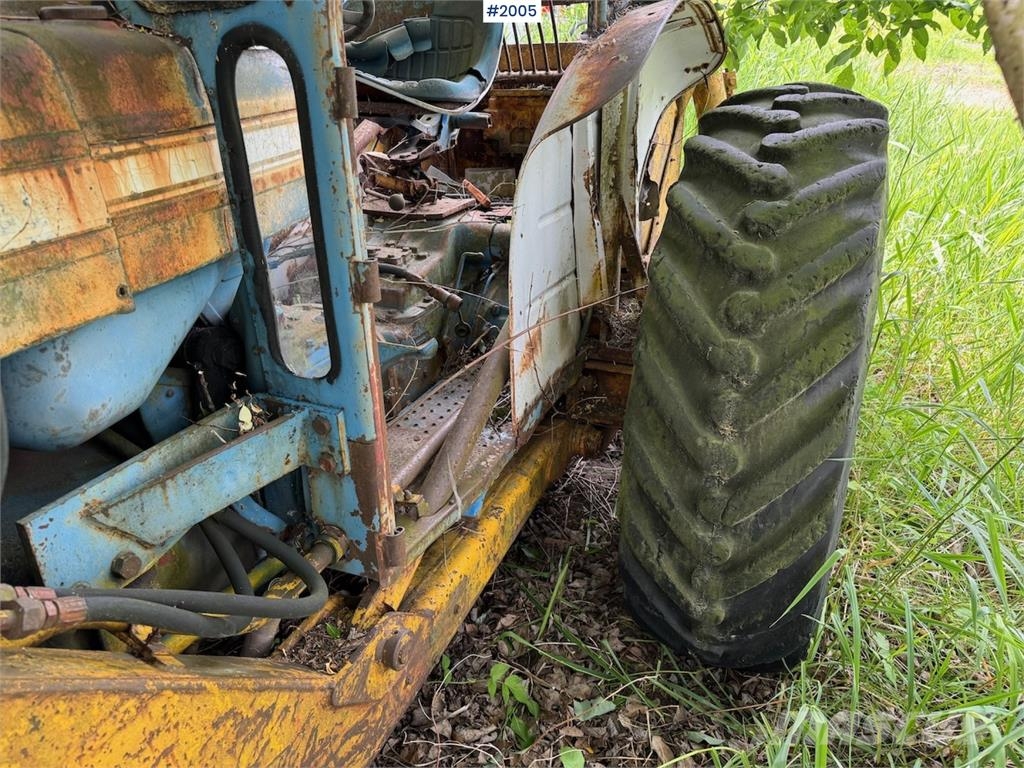 Ford 5000 m/Hymas 4 graver Tractors