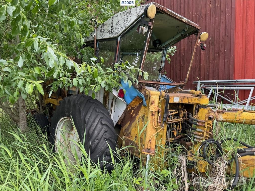 Ford 5000 m/Hymas 4 graver Tractors