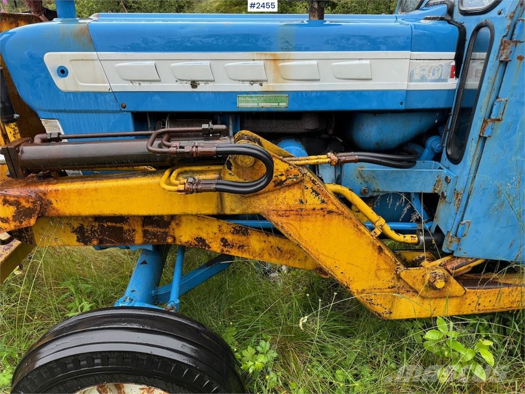 Ford 5000 traktorgraver الجرارات