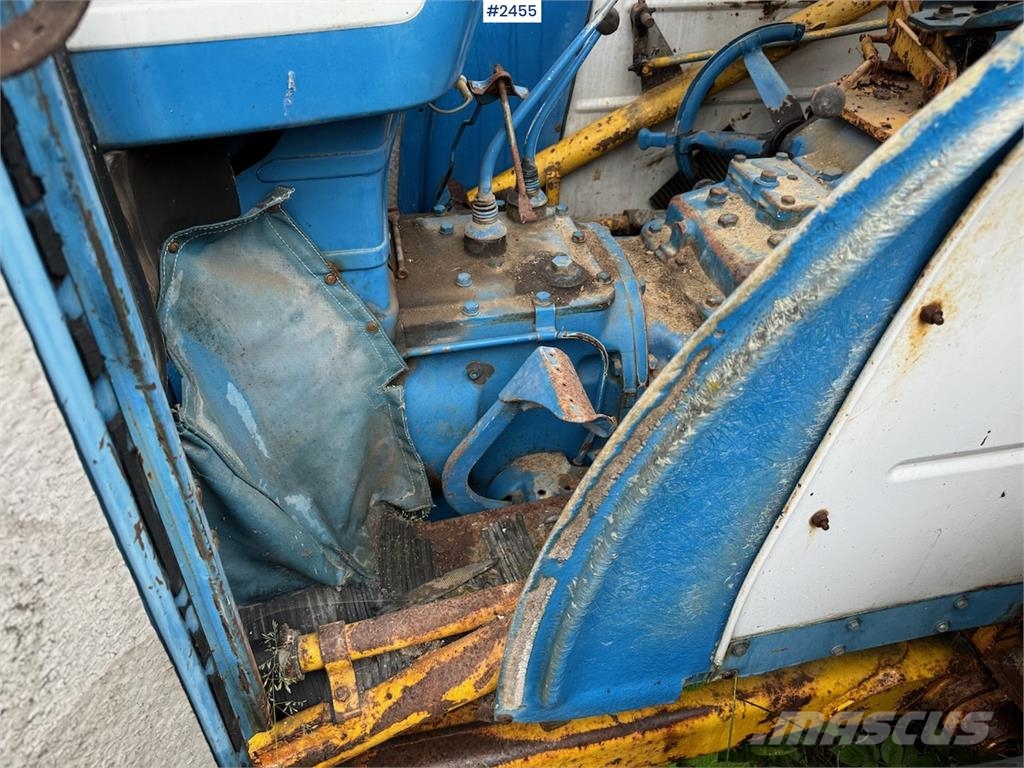 Ford 5000 traktorgraver الجرارات