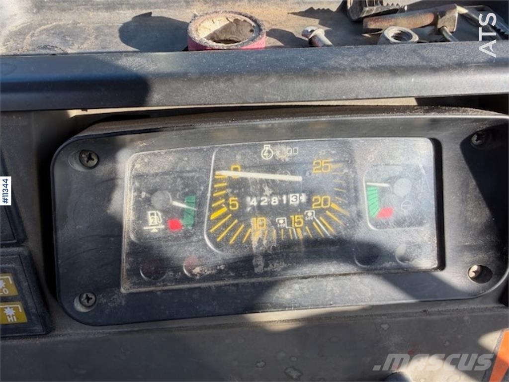 Ford 5030 الجرارات