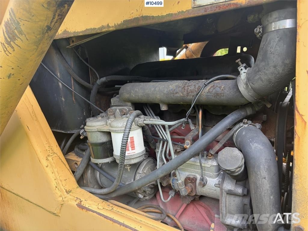 Ford 555 TC الجرارات