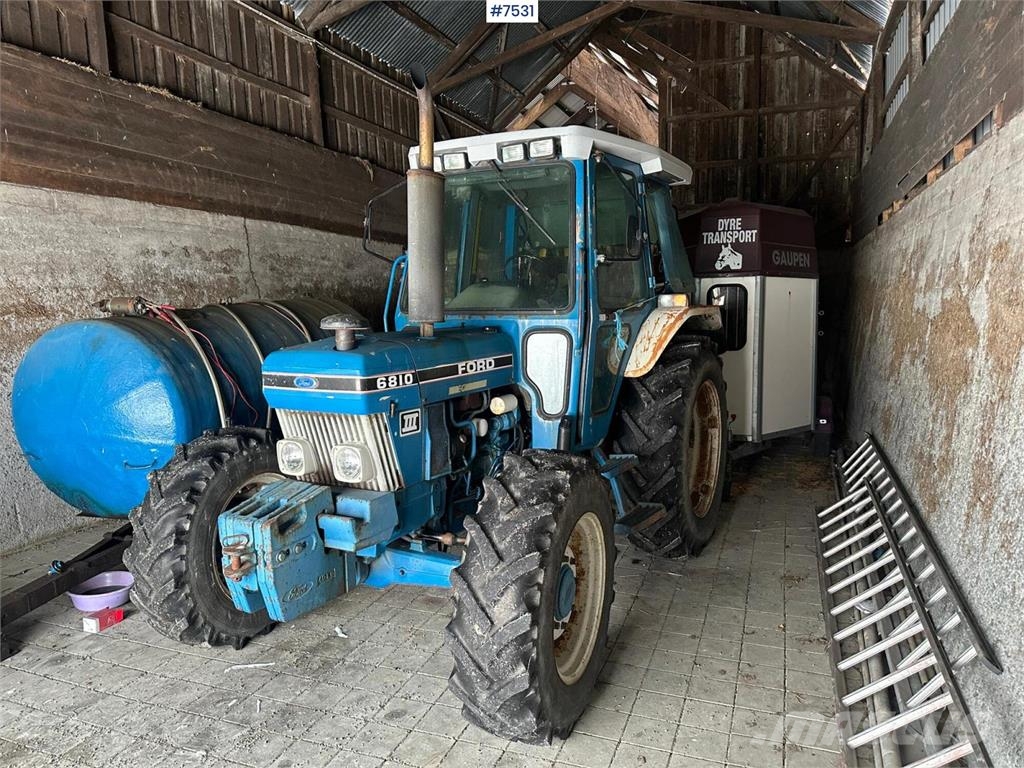 Ford 6810 الجرارات