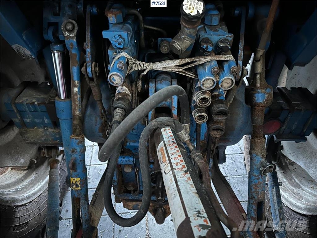 Ford 6810 الجرارات