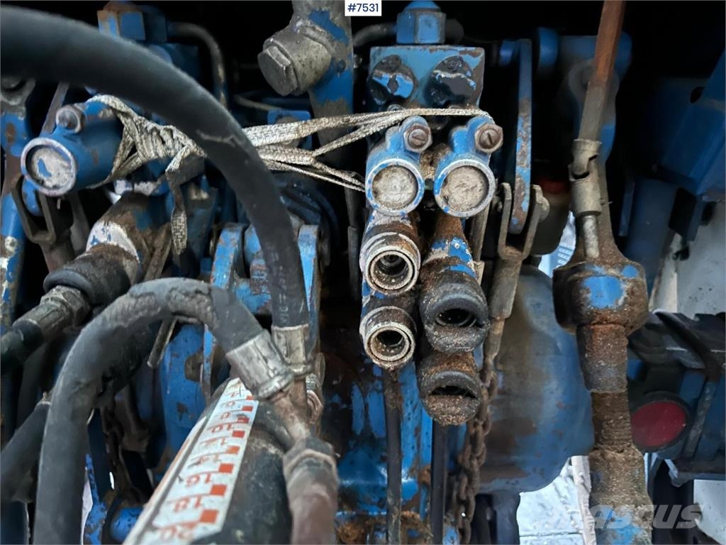 Ford 6810 الجرارات