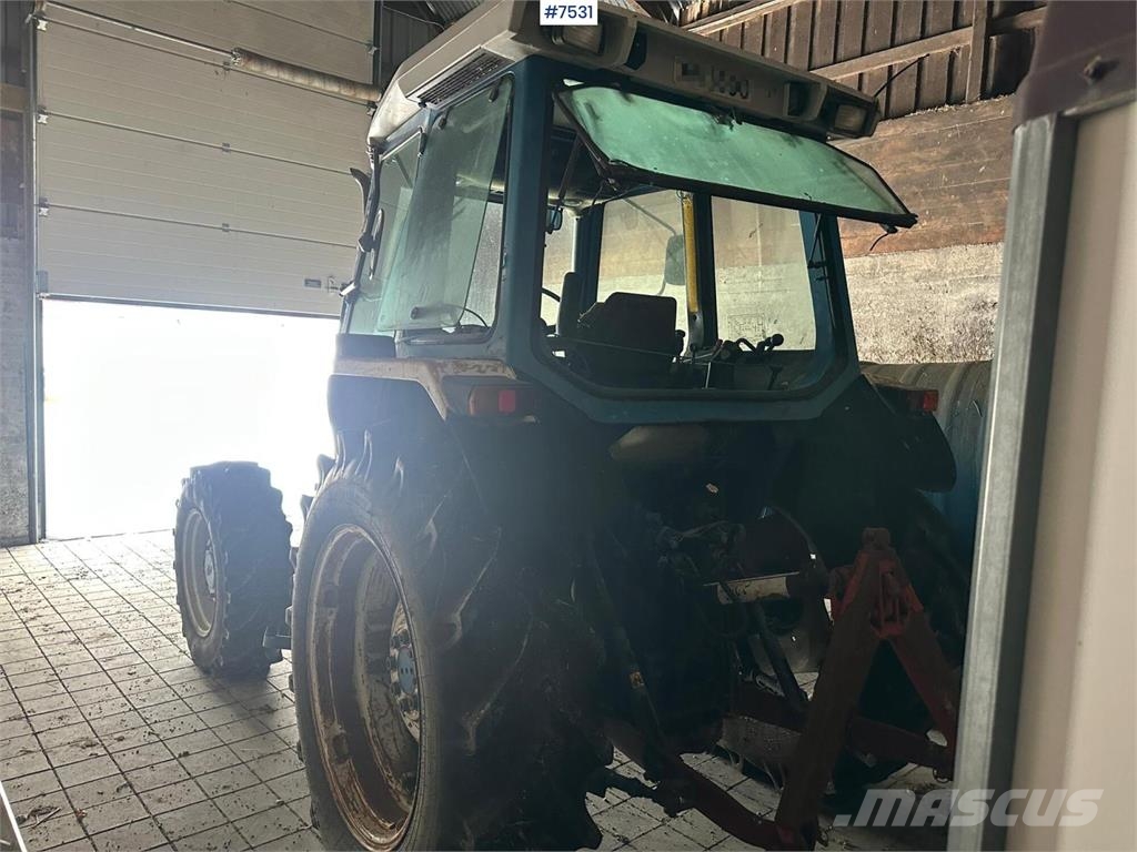 Ford 6810 الجرارات