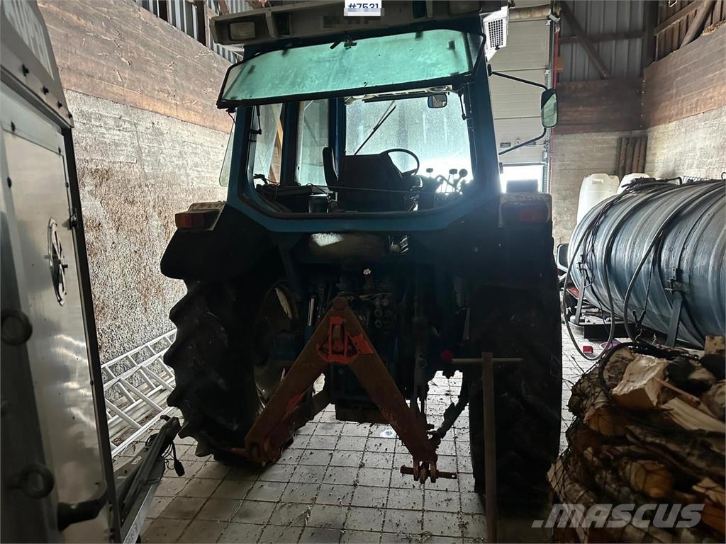 Ford 6810 الجرارات