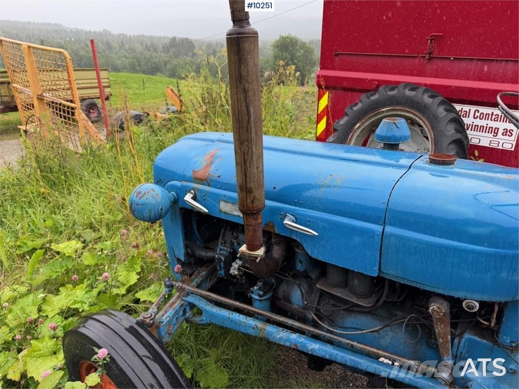 Ford Dexta Traktorit