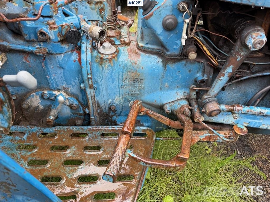 Ford Dexta Traktorit