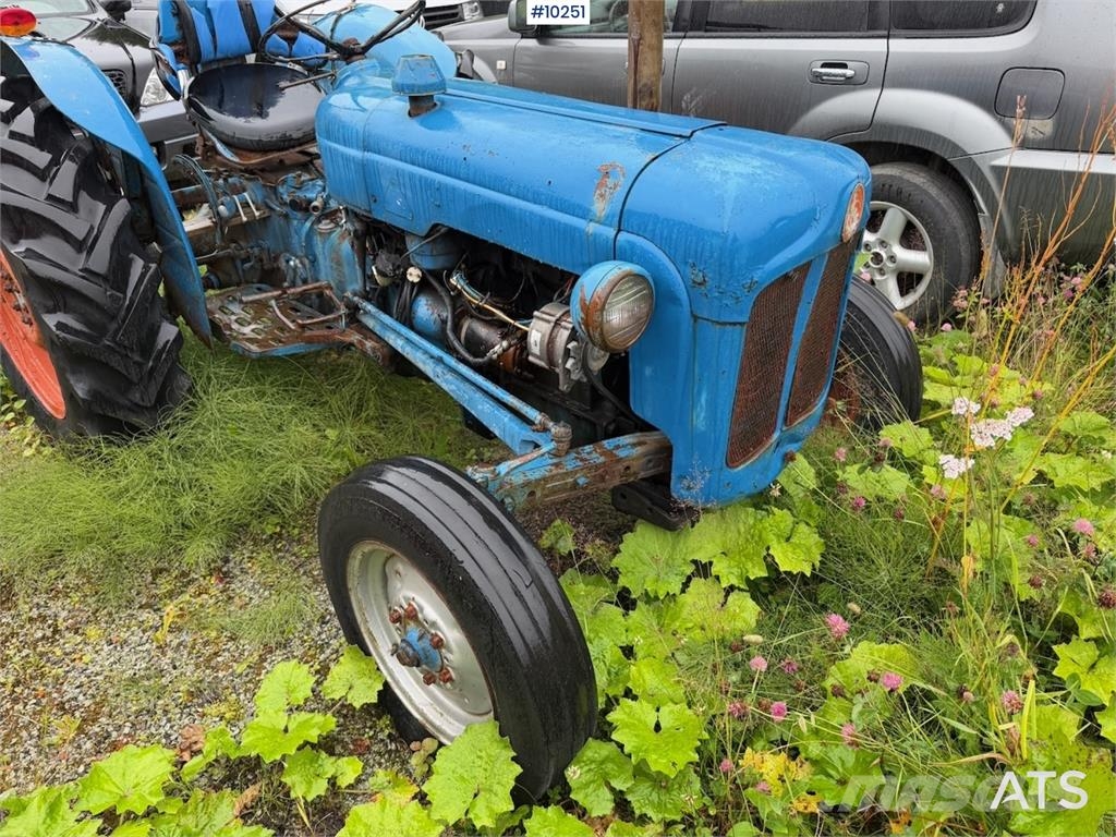 Ford Dexta Traktorit