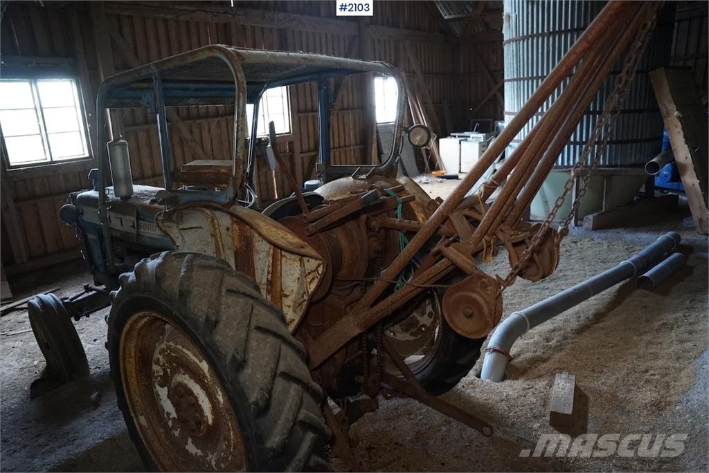 Ford Major 4000 Traktori