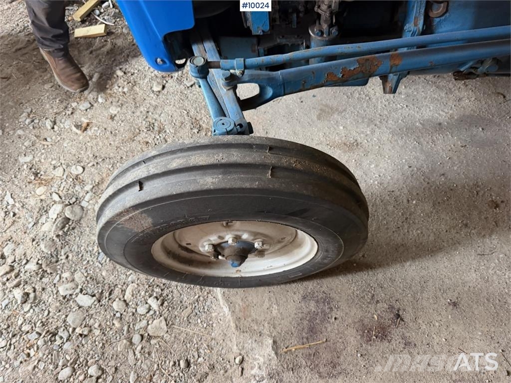 Fordson super dexta Traktory