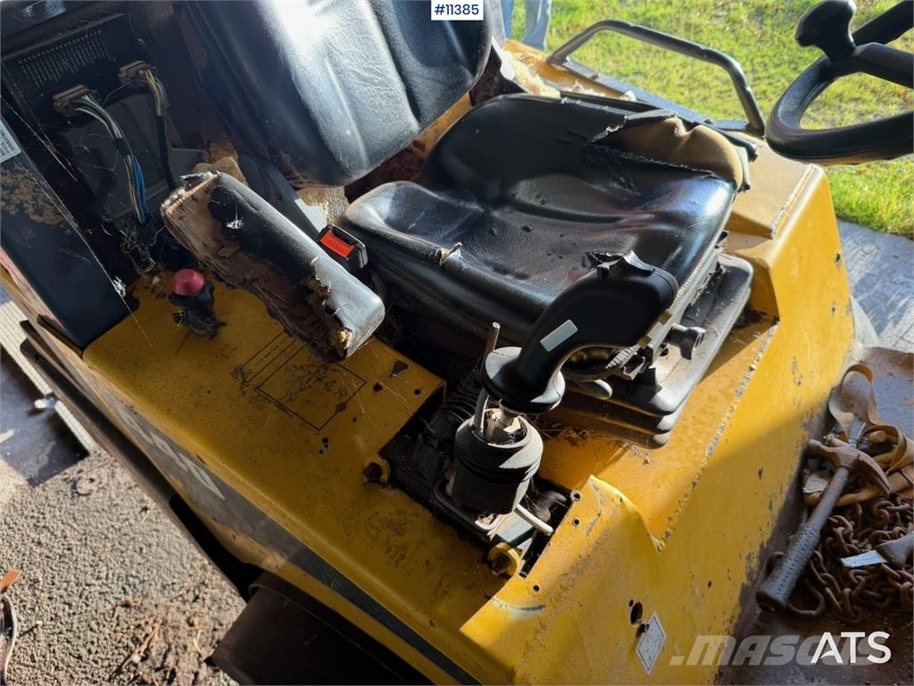 Gehl AL440 Pale gommate