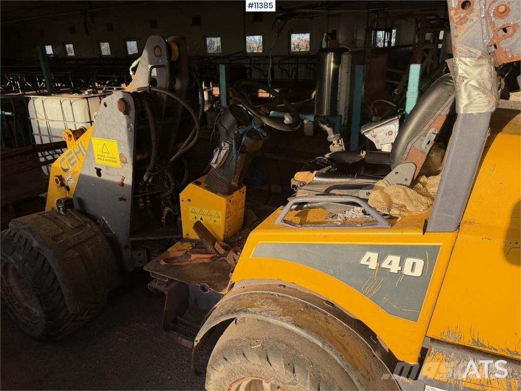 Gehl AL440 Pale gommate