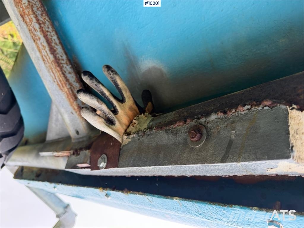 Gjødselvogn Gjødselsvogn. Mechanické sejačky