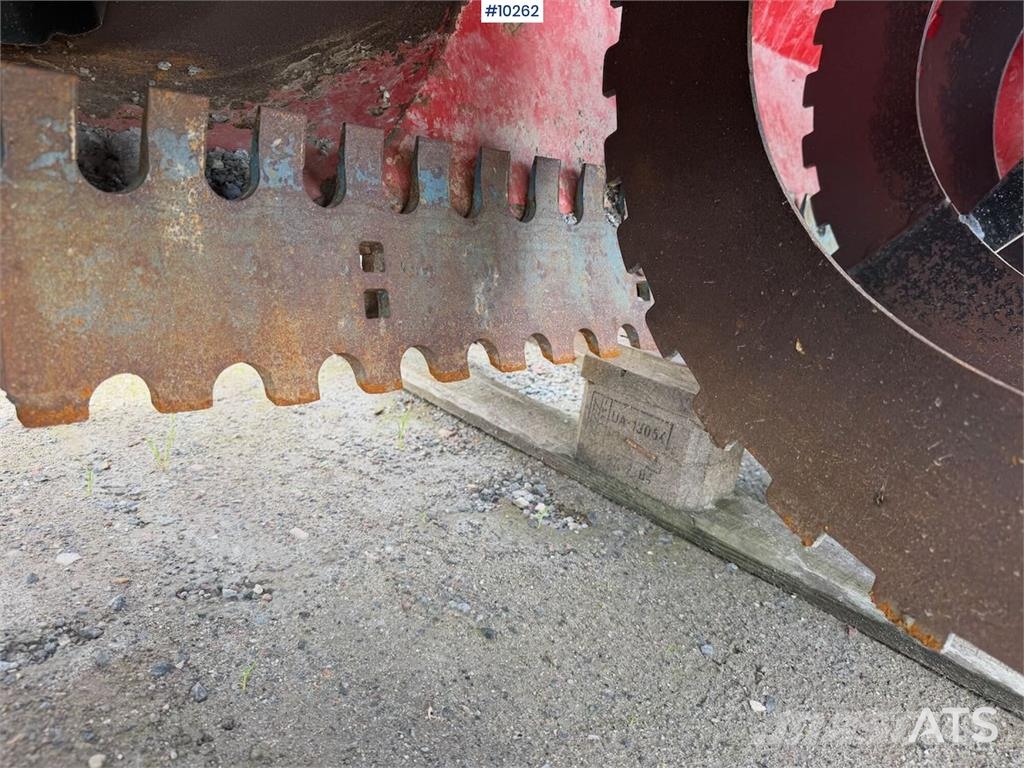 Globus GTF 275-18 Snežne daske i plugovi