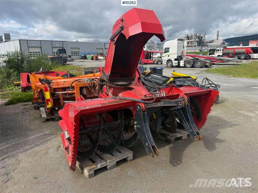 Globus GTF 275-18 Snežne daske i plugovi
