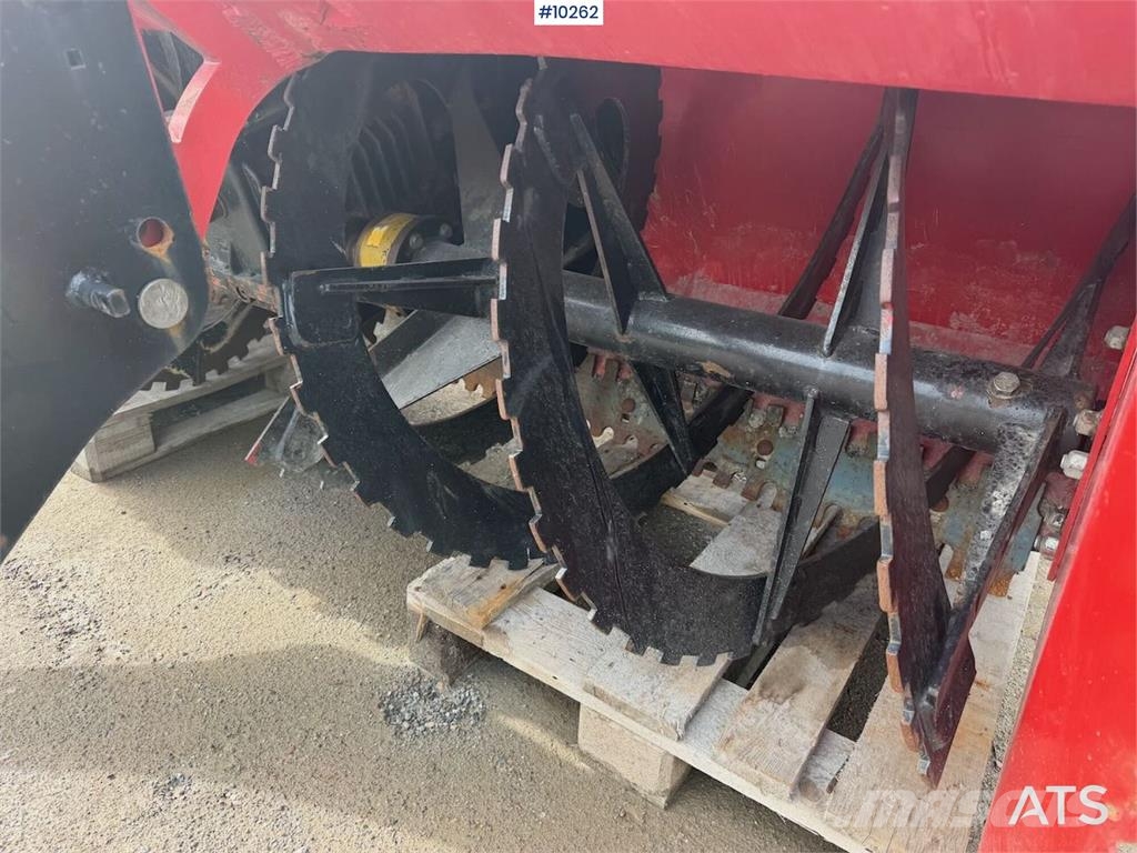 Globus GTF 275-18 Snežne daske i plugovi