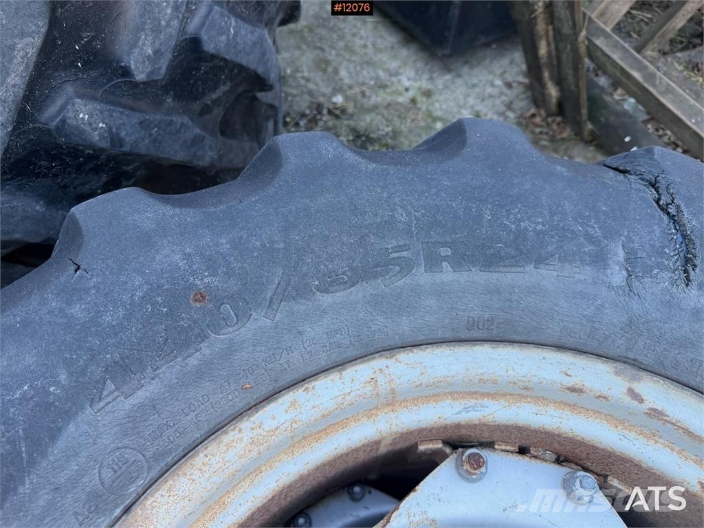 Goodyear 440/65 R24 og 540/65 R34 مكونات أخرى
