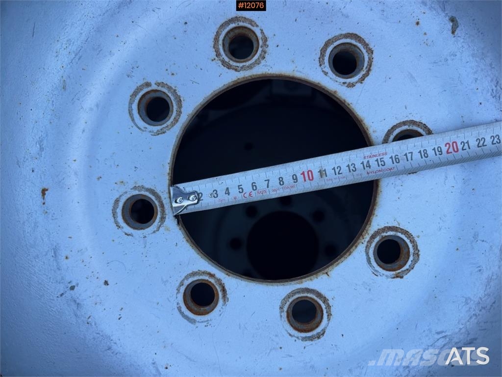 Goodyear 440/65 R24 og 540/65 R34 مكونات أخرى