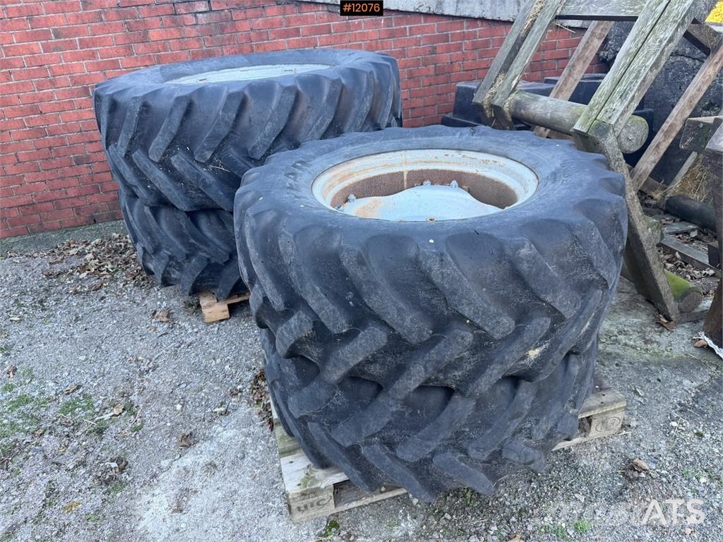 Goodyear 440/65 R24 og 540/65 R34 مكونات أخرى