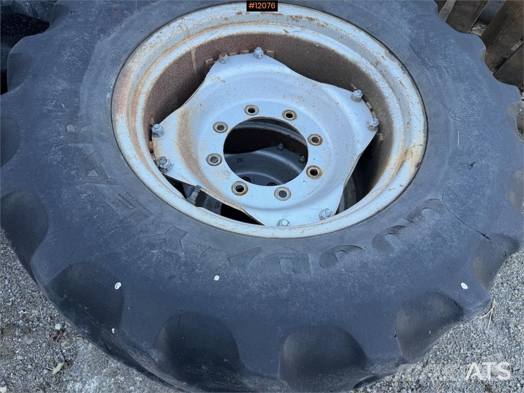 Goodyear 440/65 R24 og 540/65 R34 مكونات أخرى
