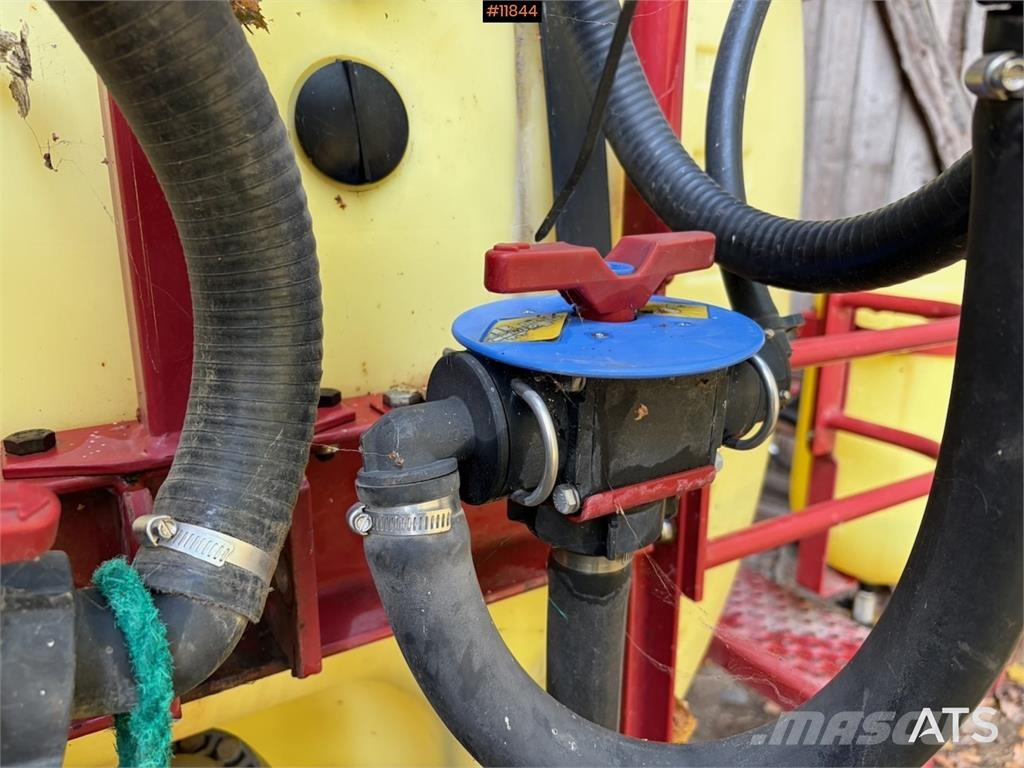 Hardi 1302-NK-600-BK/3-10SB الرشاشات