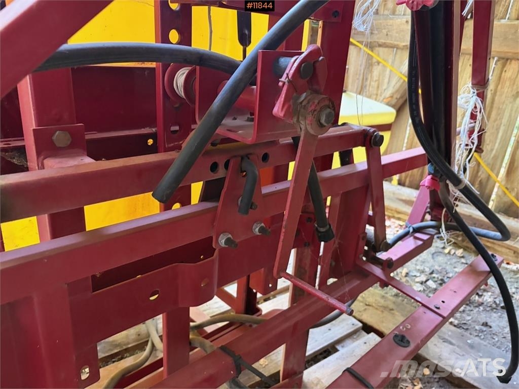 Hardi 1302-NK-600-BK/3-10SB الرشاشات