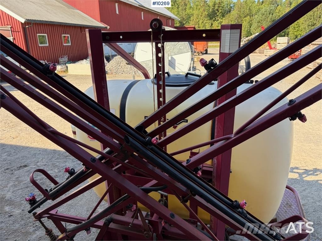 Hardi 800 liters tank Tractoare agricole sprayers
