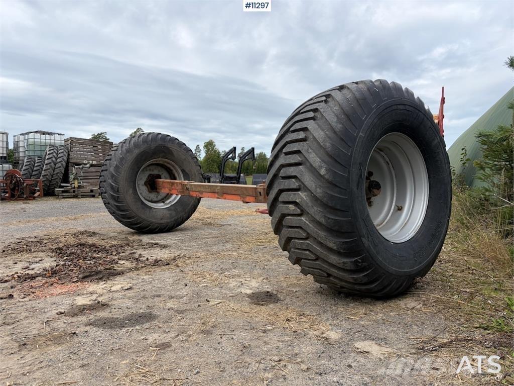Hjulaksel med dekk 2 stk dekk med felg Andere Zubehörteile
