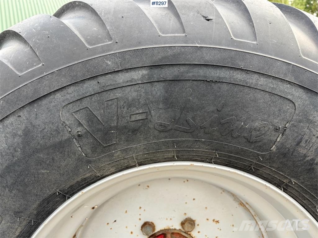 Hjulaksel med dekk 2 stk dekk med felg Andere Zubehörteile