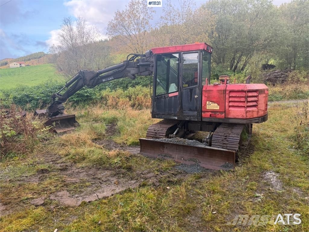 Hymax 840 Kāpurķēžu ekskavatori