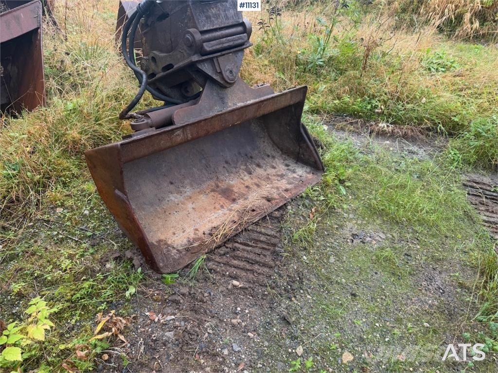 Hymax 840 Kāpurķēžu ekskavatori