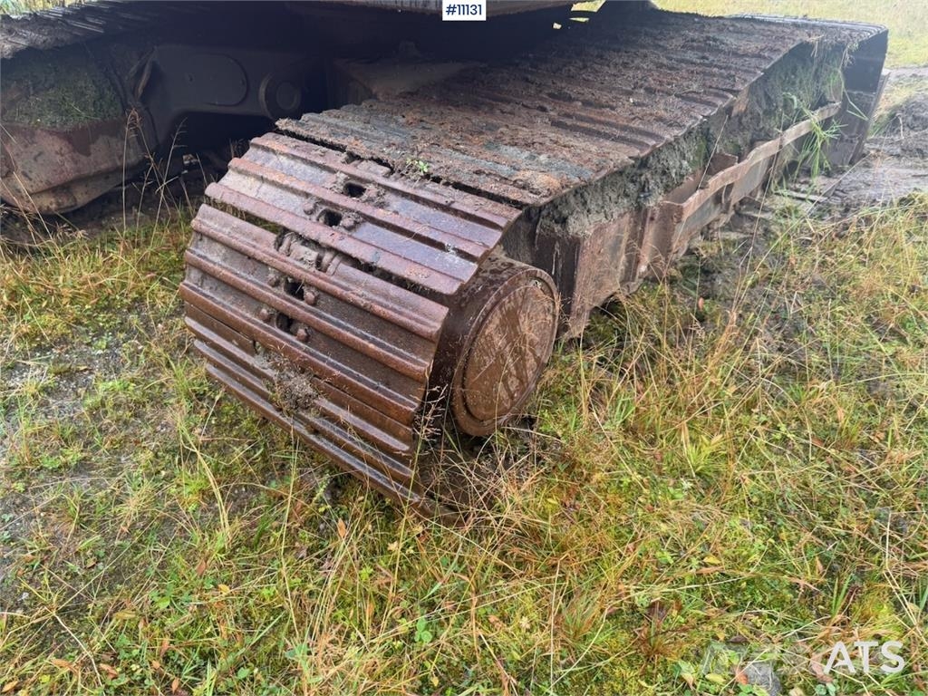 Hymax 840 Kāpurķēžu ekskavatori