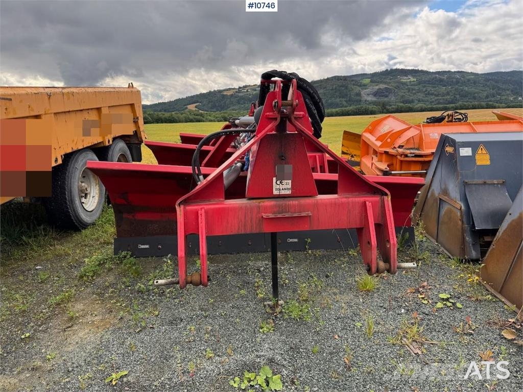Igland RB 30100 Snow blades and plows